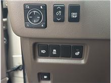 Vehicle Thumb #21