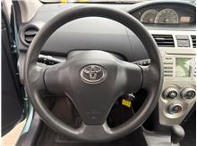 Vehicle Thumb #15