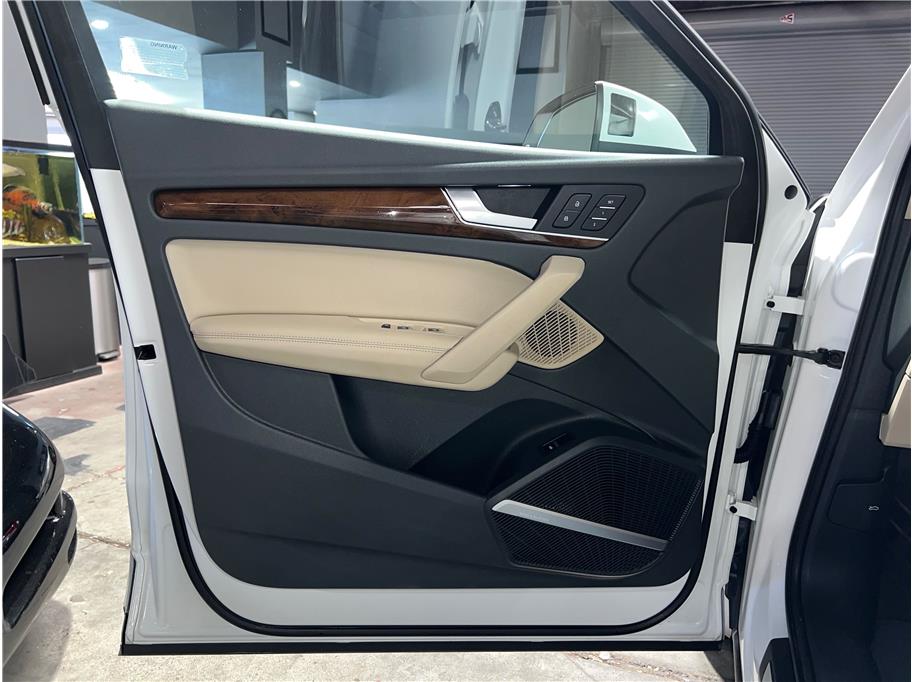 2019 Audi Q5 Premium Plus - Photo 10
