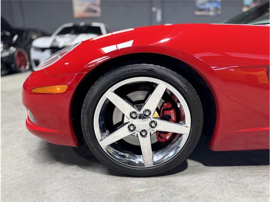 2005 Chevrolet Corvette Base - Photo 11