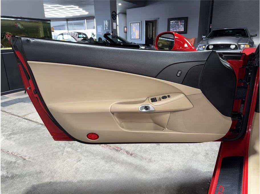 2005 Chevrolet Corvette Base - Photo 8