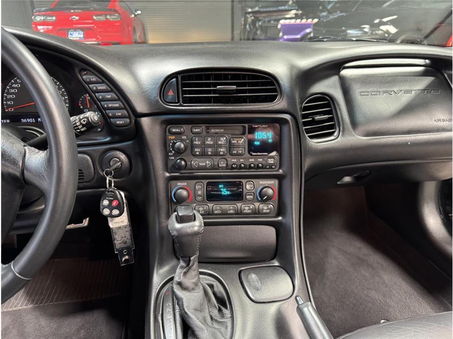 1998 Chevrolet Corvette Base - Photo 26
