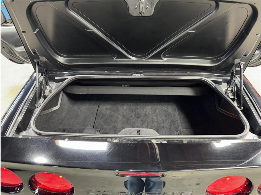 1998 Chevrolet Corvette Base - Photo 9