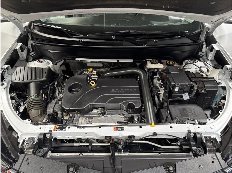 2023 Chevrolet Equinox LT - Photo 10