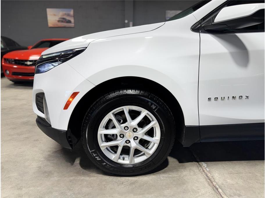 2023 Chevrolet Equinox LT - Photo 13