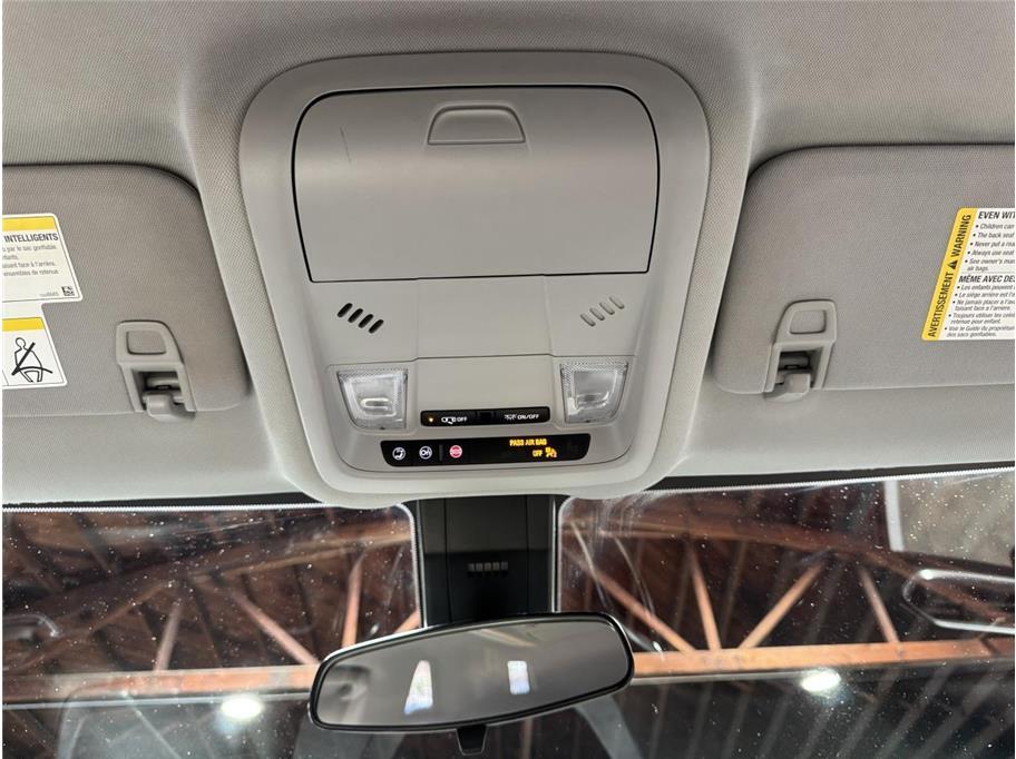 2023 Chevrolet Equinox LT - Photo 32