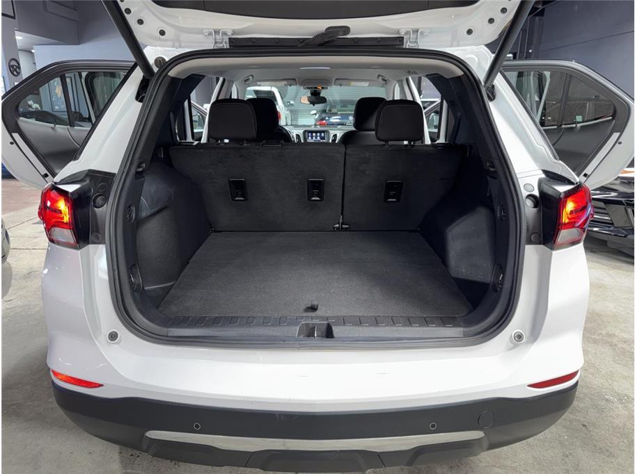 2023 Chevrolet Equinox LT - Photo 9