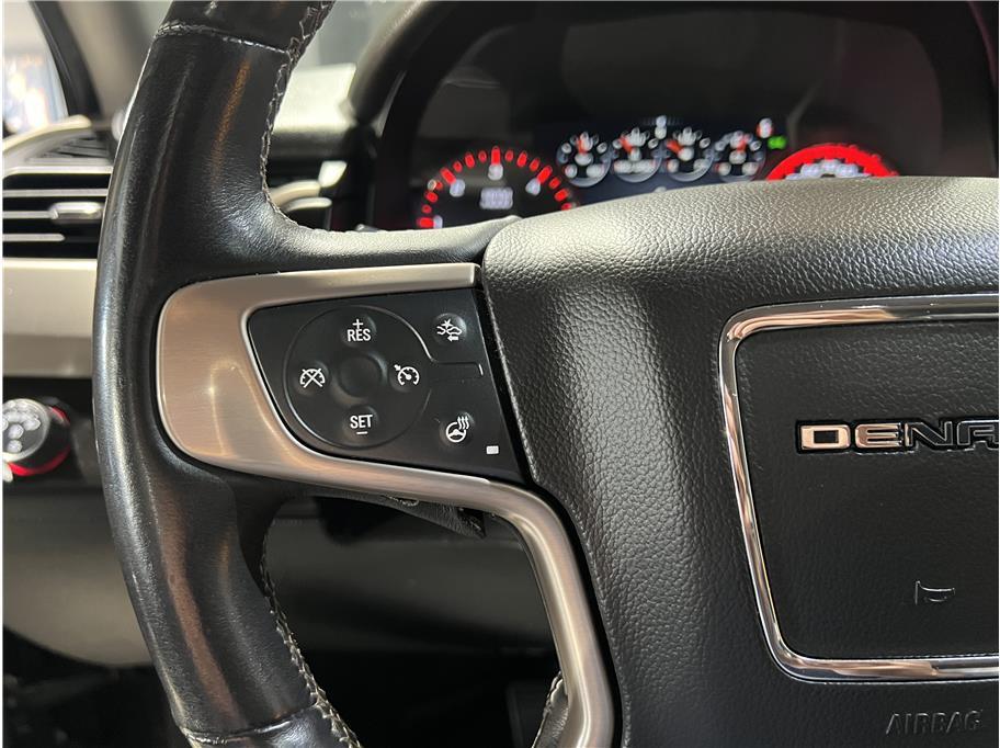 2015 GMC Yukon Denali - Photo 28