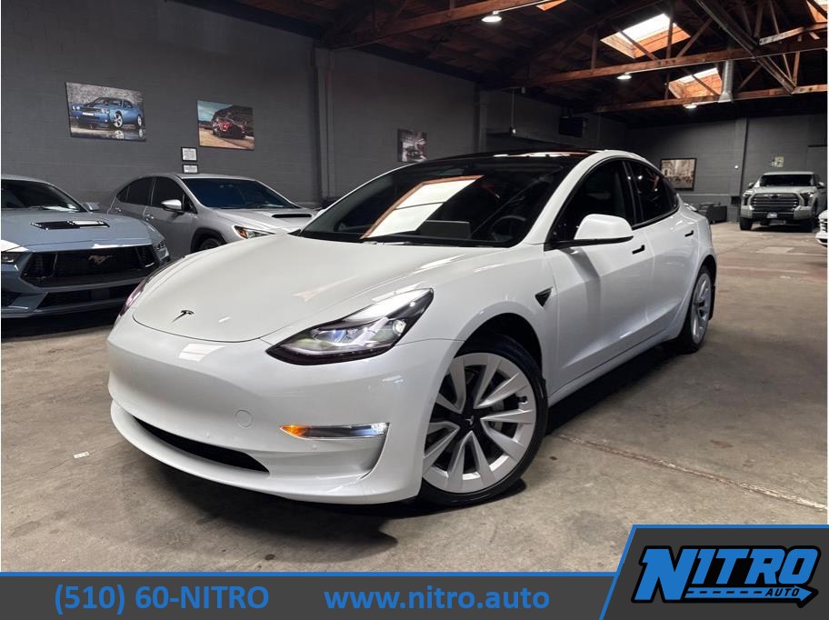 2022 Tesla Model 3 Long Range Dual Motor All-Wheel Drive's photo