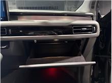 Vehicle Thumb #26