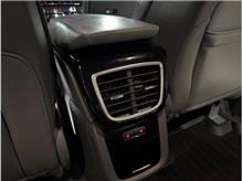 Vehicle Thumb #27