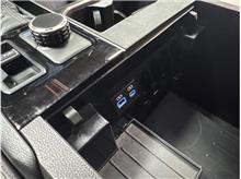Vehicle Thumb #28