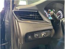 Vehicle Thumb #18