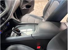 Vehicle Thumb #26
