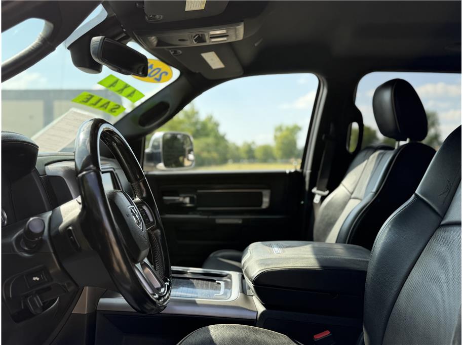 2017 RAM Ram 1500 Pickup Laramie Limited - Photo 10