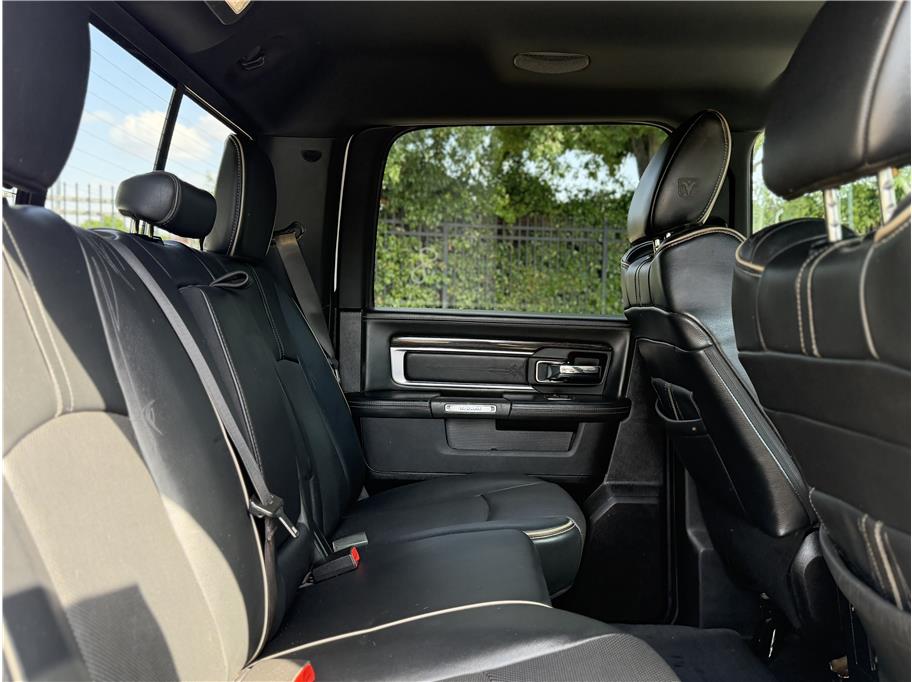 2017 RAM Ram 1500 Pickup Laramie Limited - Photo 16