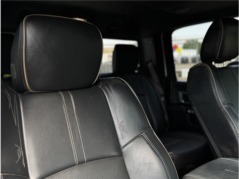 2017 RAM Ram 1500 Pickup Laramie Limited - Photo 19