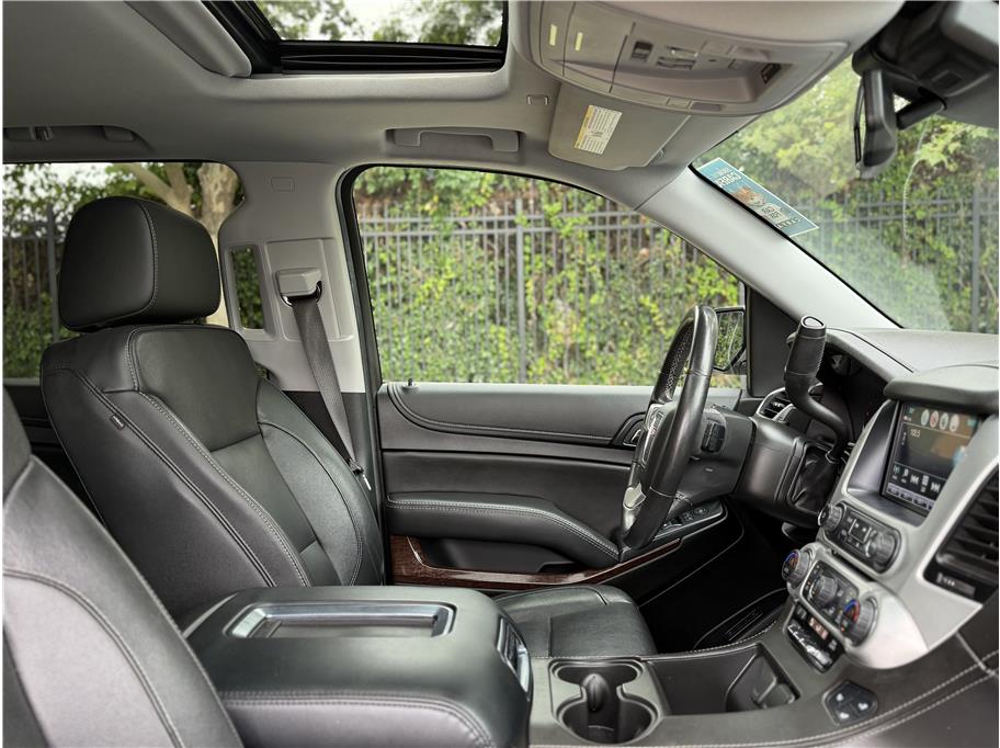 2020 GMC Yukon SLT - Photo 26