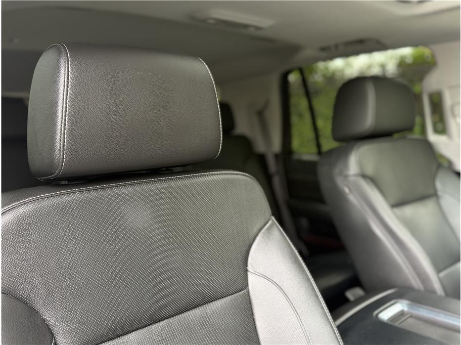 2020 GMC Yukon SLT - Photo 30