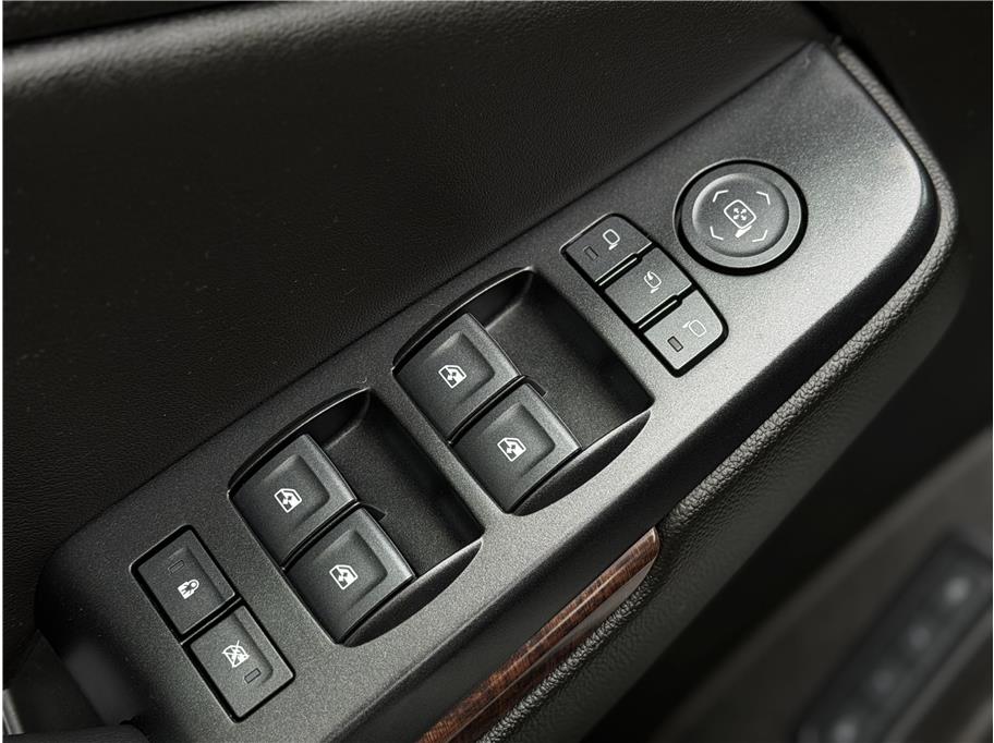 2020 GMC Yukon SLT - Photo 9