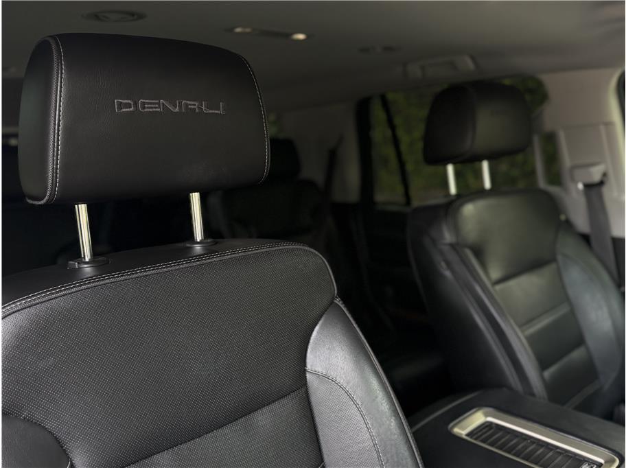 2018 GMC Yukon Denali - Photo 19