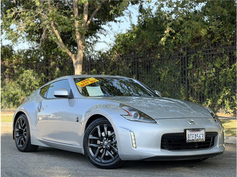 2020 Nissan 370Z Coupe's photo