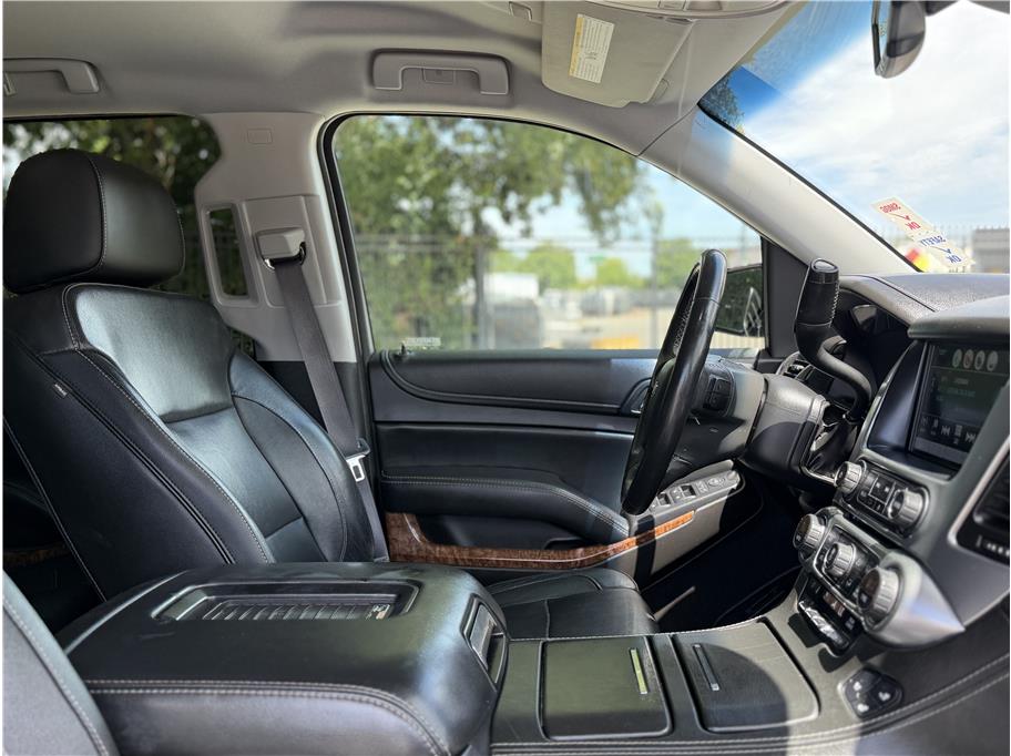 2017 Chevrolet Tahoe Premier - Photo 18