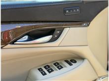 Vehicle Thumb #16