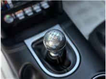 Vehicle Thumb #24
