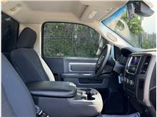 Vehicle Thumb #14