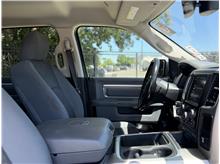 Vehicle Thumb #17