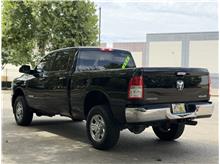 Vehicle Thumb #9