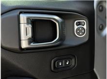 Vehicle Thumb #10