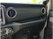Vehicle Thumb #12