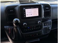 Vehicle Thumb #16