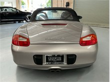Vehicle Thumb #16