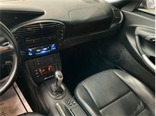 Vehicle Thumb #28