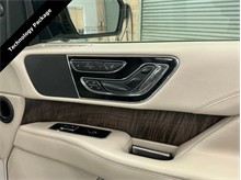 Vehicle Thumb #13