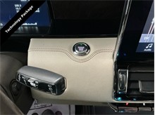 Vehicle Thumb #30