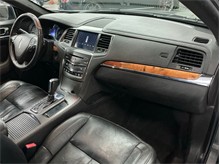 Vehicle Thumb #11