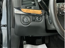 Vehicle Thumb #19