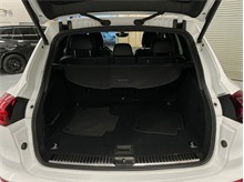 Vehicle Thumb #16