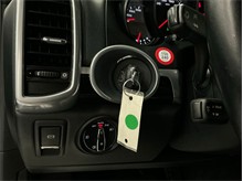 Vehicle Thumb #21