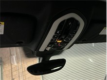 Vehicle Thumb #29