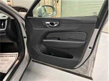 Vehicle Thumb #14