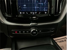 Vehicle Thumb #36