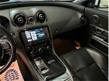Vehicle Thumb #25