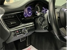 Vehicle Thumb #21