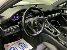 Vehicle Thumb #9