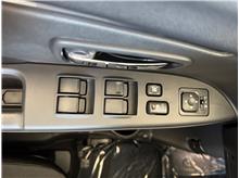 Vehicle Thumb #17